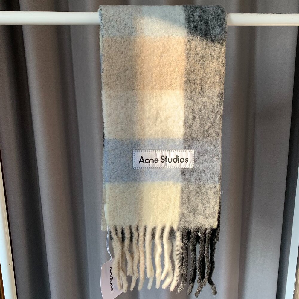 Acne Studios Checked Wool Scarf Gray Blue Fringe Cozy Designer - Picture 1 of 5